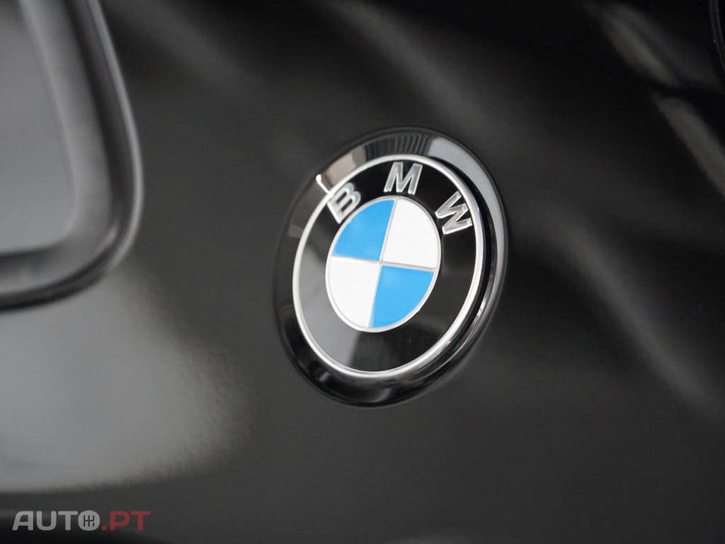 BMW X2 18 i sDrive Advantage