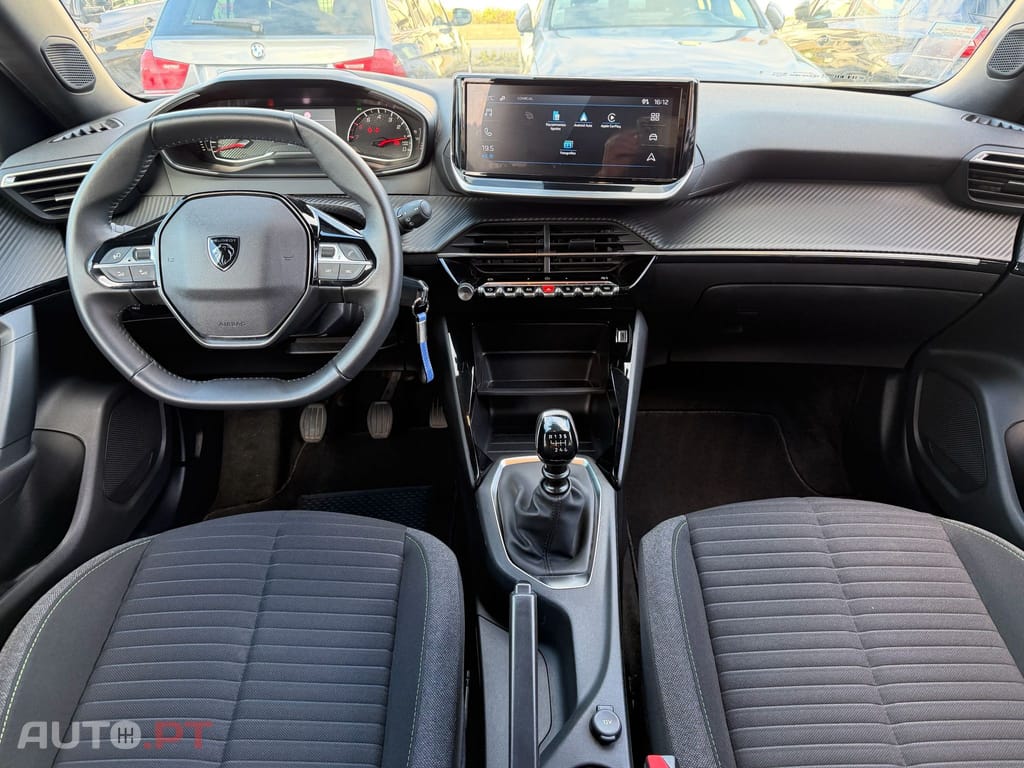 Peugeot 2008 1.2 PureTech Active Pack