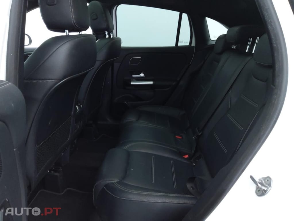 Mercedes-Benz GLA 220 d 4Matic 8G-DCT AMG Line