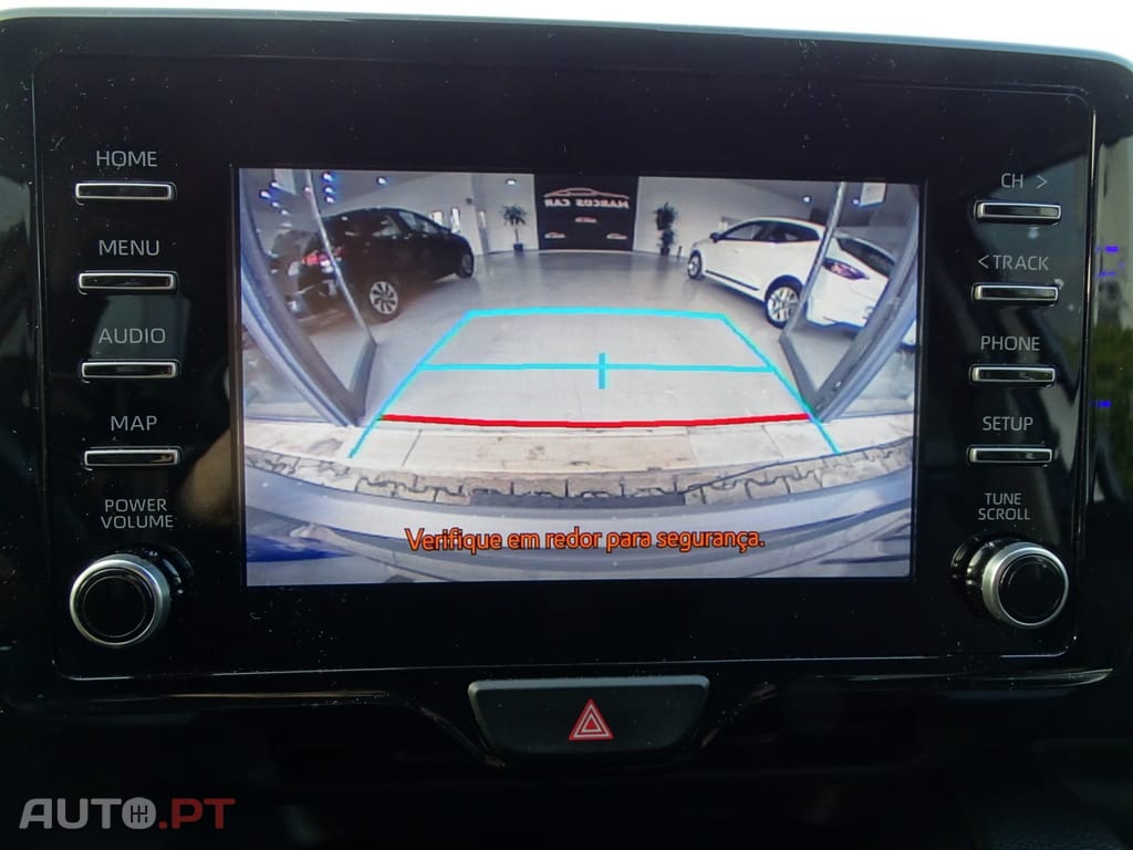Toyota Yaris 1.0 VVT-i Comfort Plus — fotografia 7