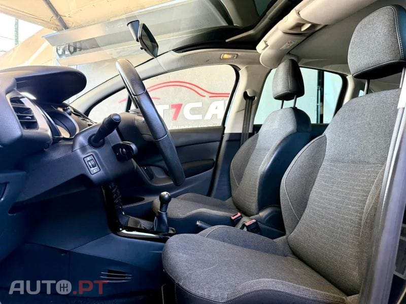 Citroën C3 1.2 VTi Collection — fotografia 9