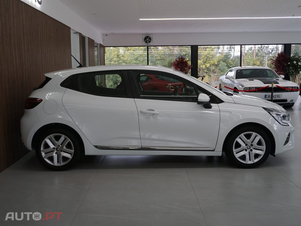 Renault Clio 1.0 TCe Intens Bi-Fuel