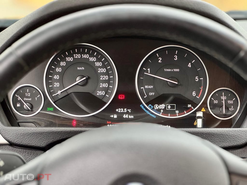 BMW 318 d Touring Modern Line