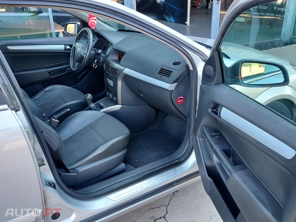 Opel Astra 1.4 Cosmo