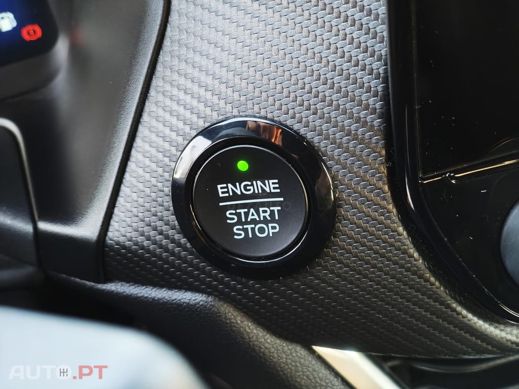 Ford Puma 1.0 EcoBoost MHEV ST-Line X