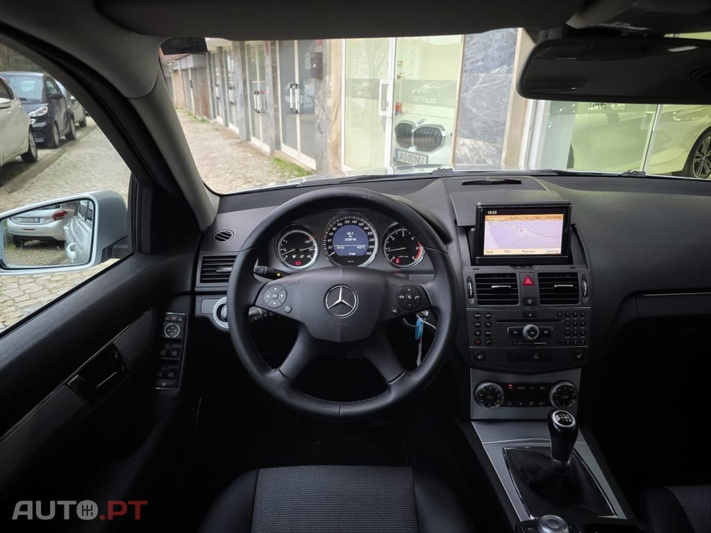 Mercedes-Benz C 220 CDi Avantgarde BlueEfficiency