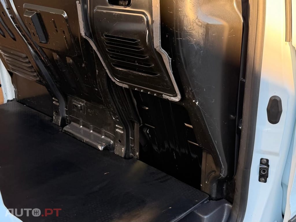 Ford Transit Connect 1.6 TDCi 230 L2 Ambiente