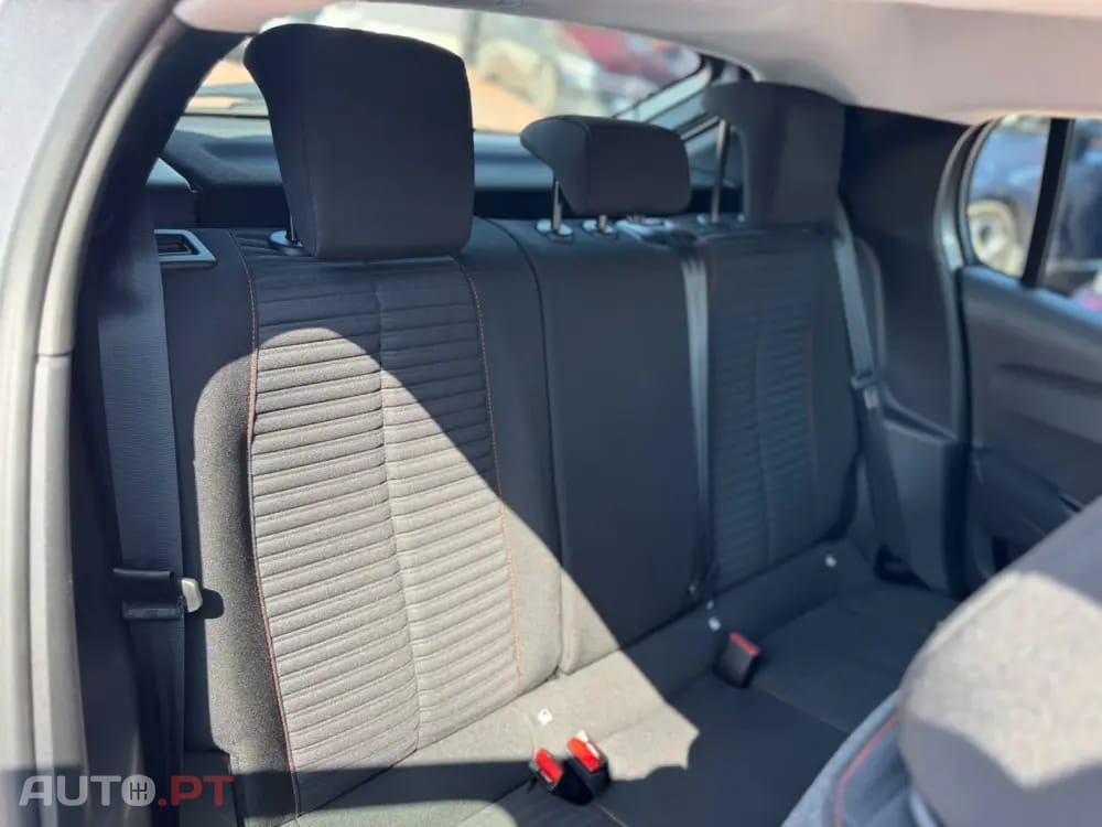 Peugeot E-208 50 kWh Active Pack