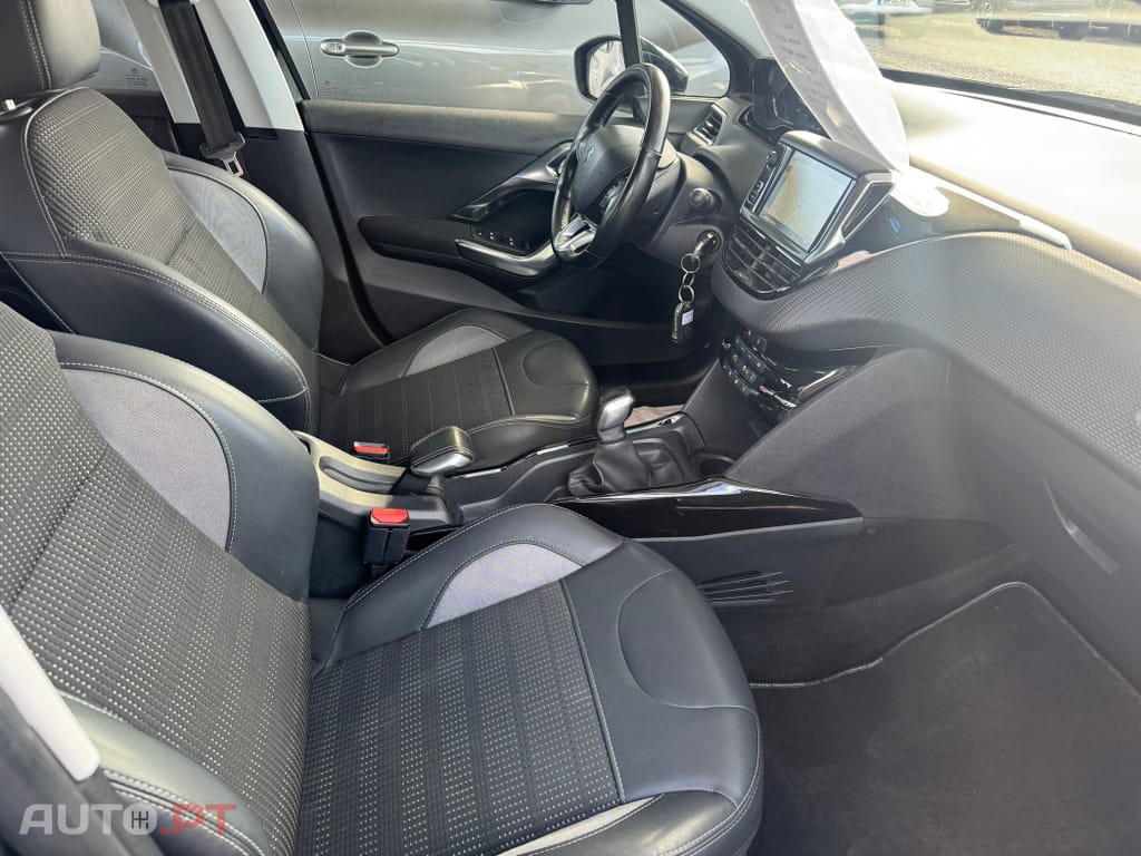 Peugeot 2008 1.6 BlueHDi Allure