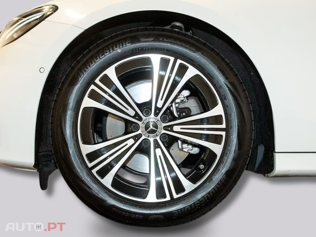 Mercedes-Benz E 220 I.V.A DEDUTÍVEL T d+AVANTGARDE