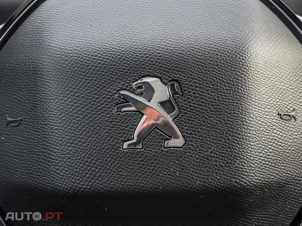 Peugeot 3008 1.6 Hybrid4 Allure Pack e-EAT8