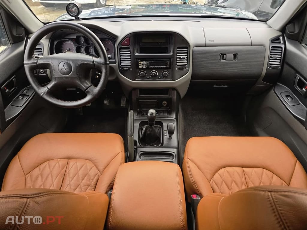 Mitsubishi Pajero 3.2 DI-D GLS
