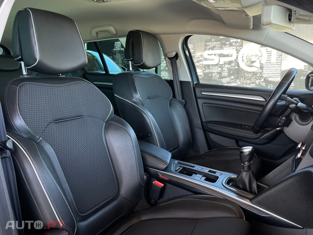 Renault Mégane Sport Tourer 1.5 Blue dCi Bose Edition