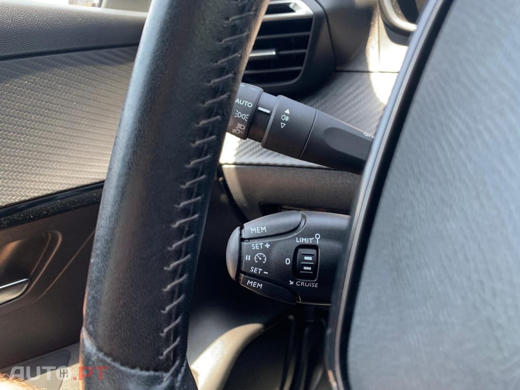 Peugeot 208 1.2 PureTech Active