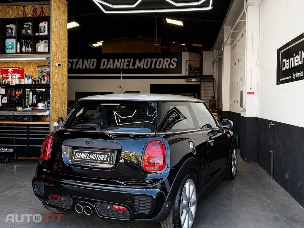 MINI Cooper Cooper D