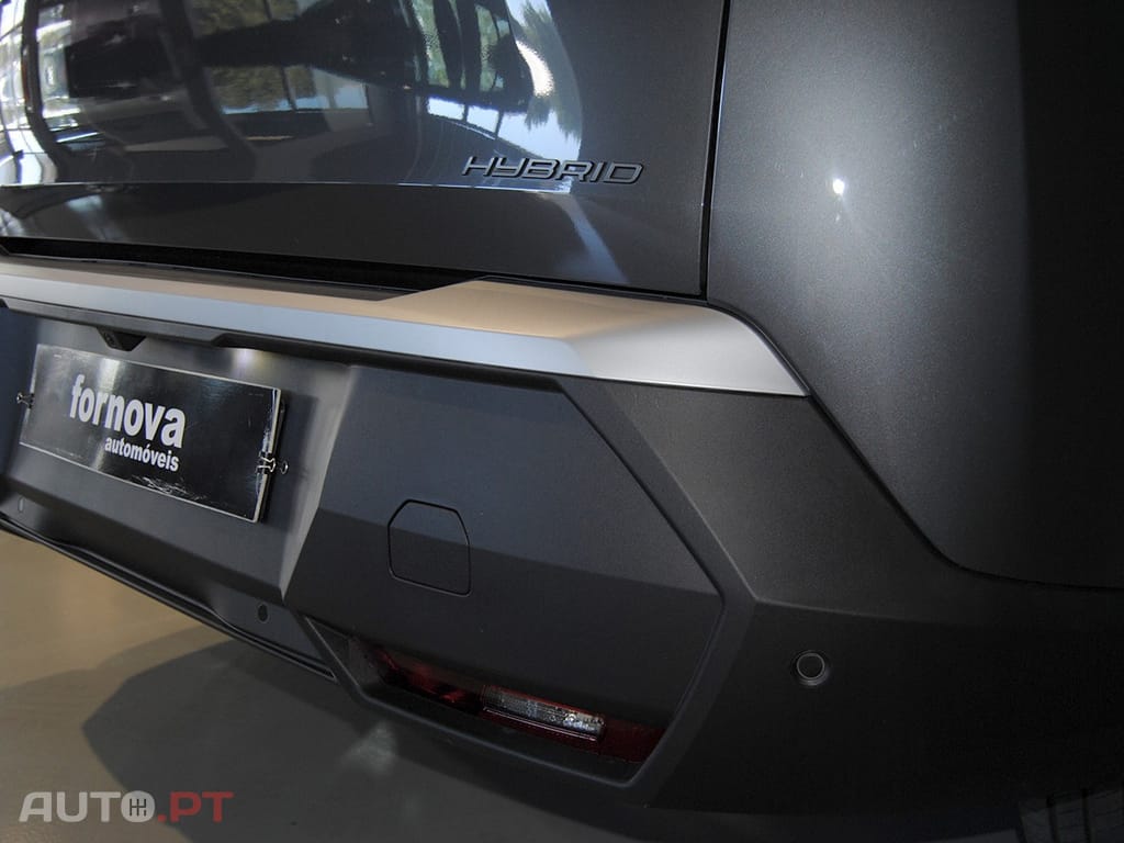 Peugeot 5008 1.2 Hybrid Allure e-DCS6