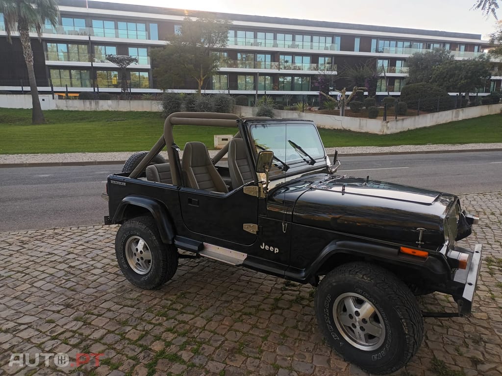 Jeep Wrangler YJ