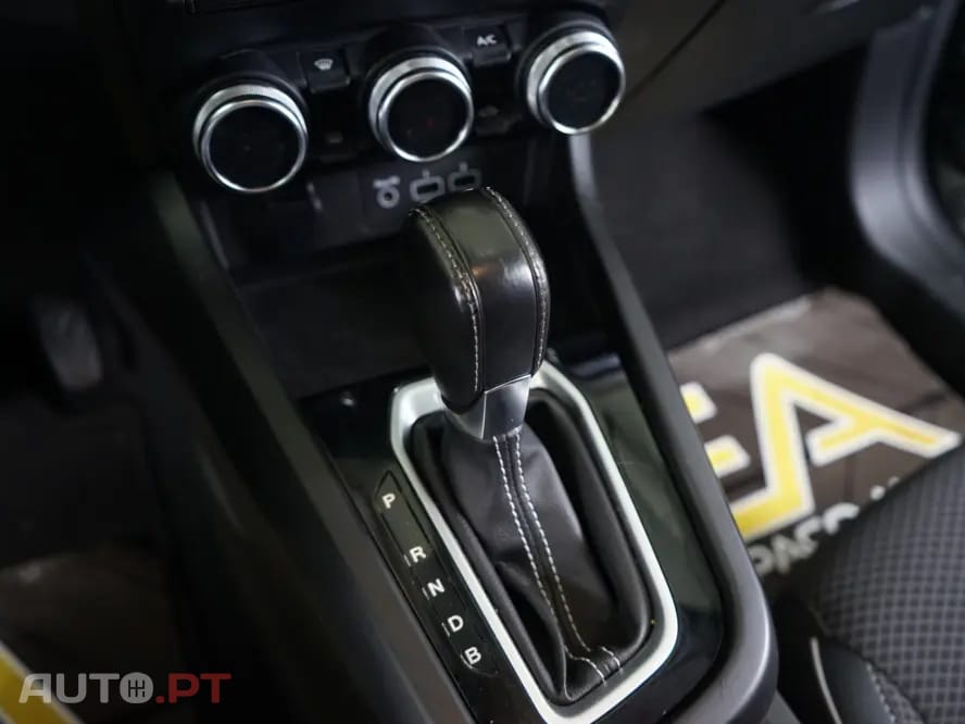 Renault Arkana 1.6 E-Tech Intens