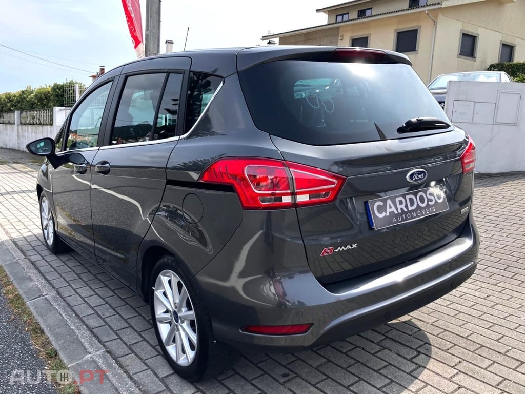 Ford B-Max 1.0 EcoBoost Titanium