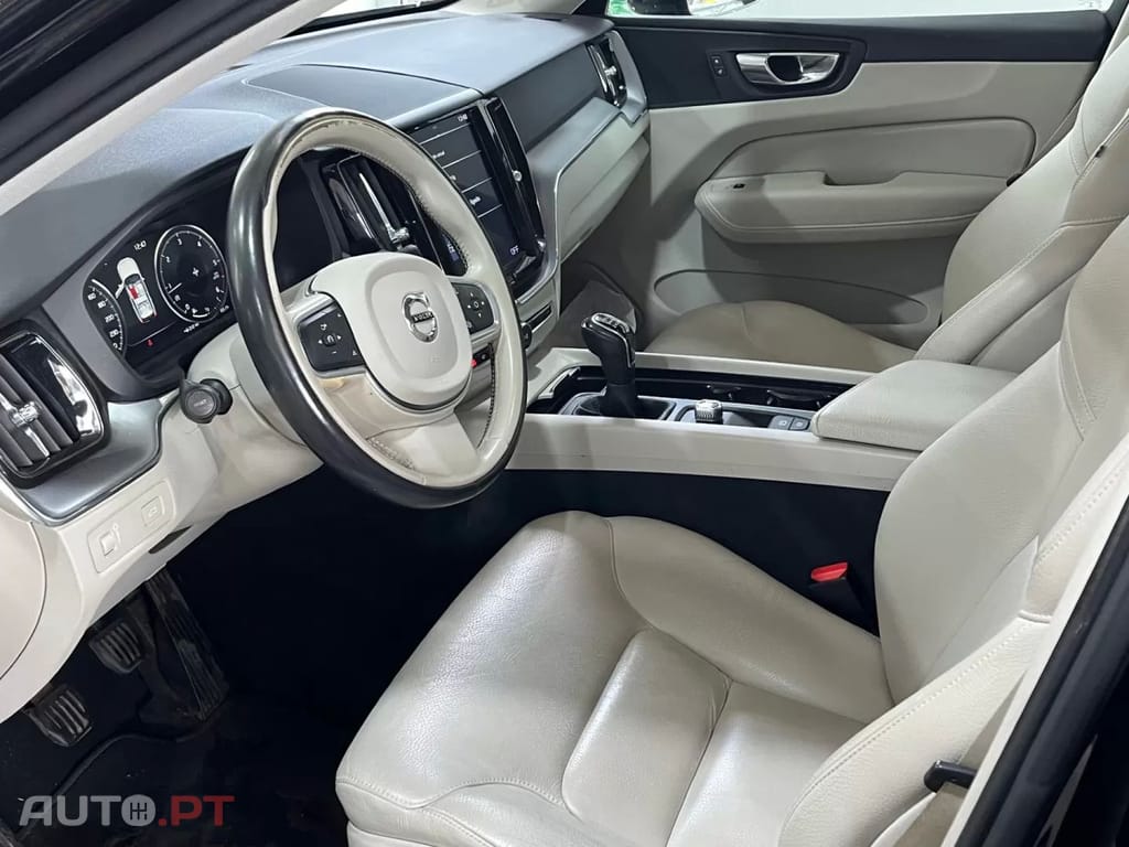 Volvo XC60 2.0 D3 Momentum