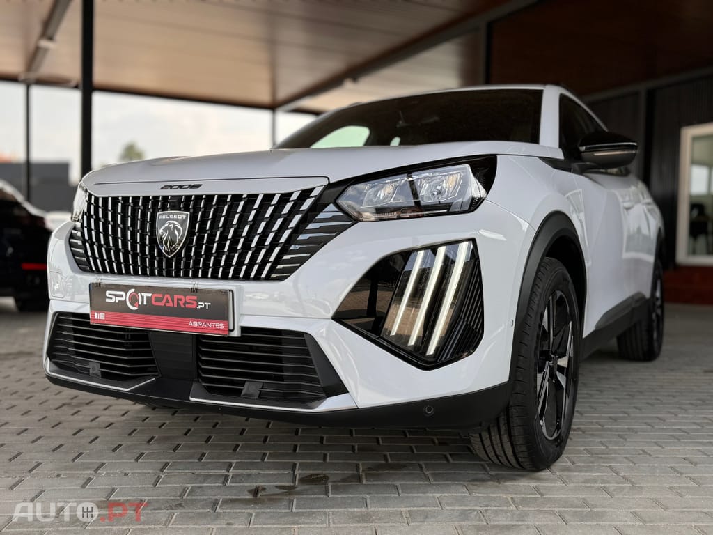 Peugeot 2008 1.2 PureTech Allure