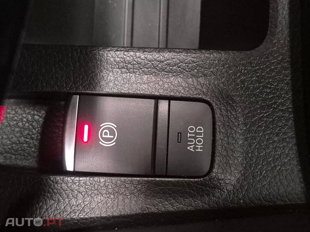 Nissan Qashqai 1.3 DIG-T N-Connecta LED+SKY