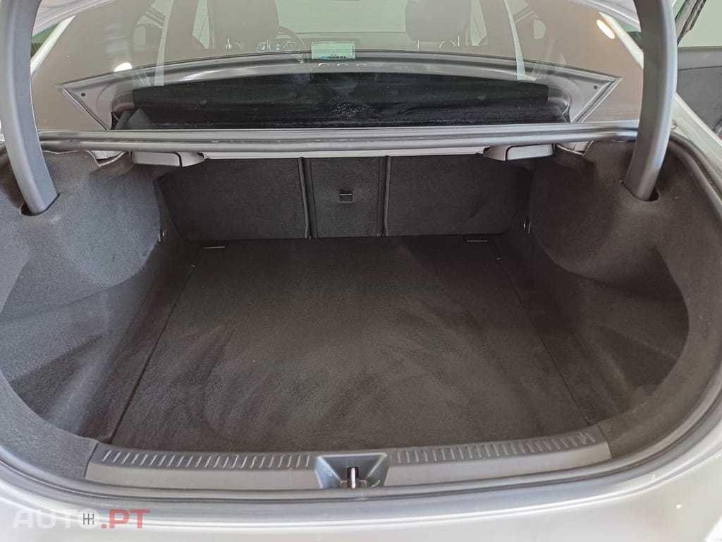 Mercedes-Benz A 180 d AMG