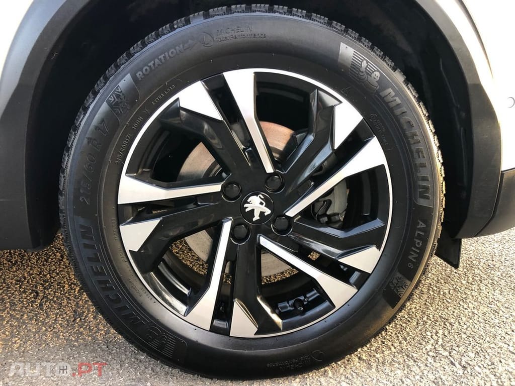 Peugeot E-2008 50 kWh GT