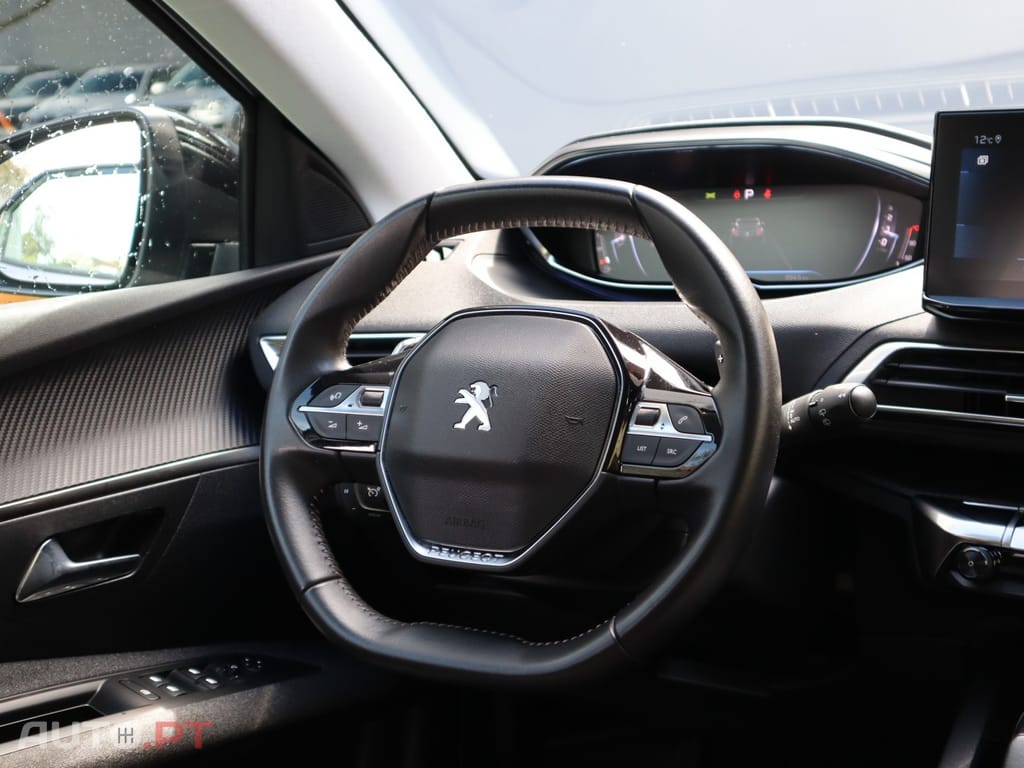 Peugeot 3008 BlueHDi 130 Stop & Start EAT8 Active Pack