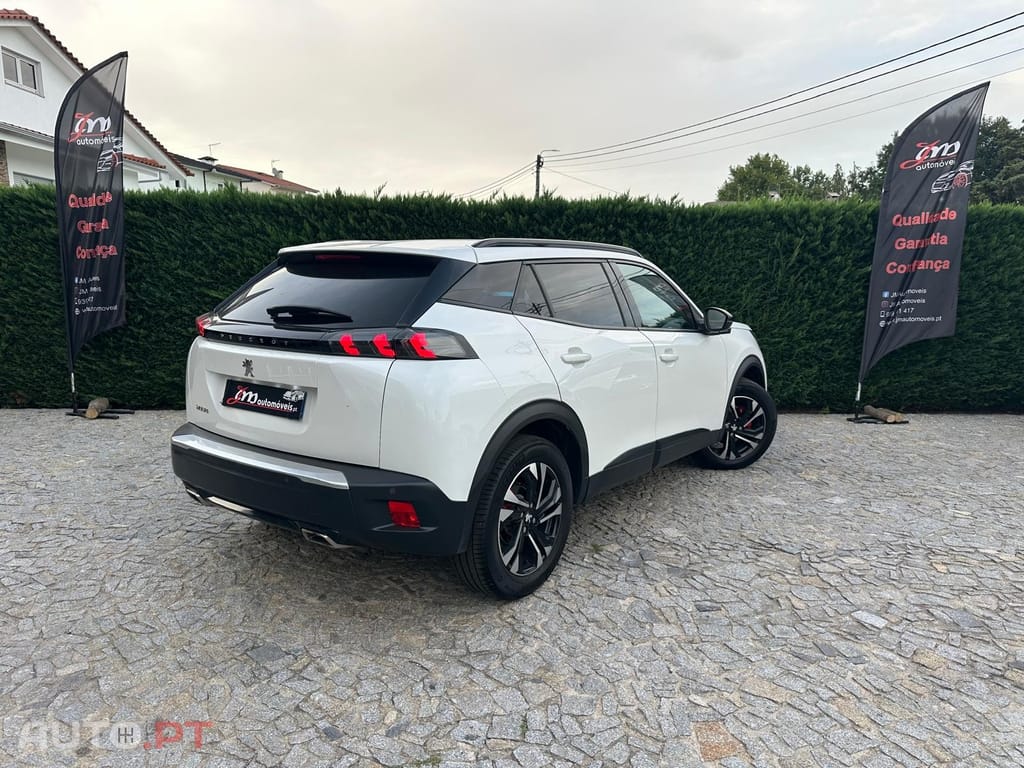 Peugeot 2008 1.2 PureTech Active Pack EAT8