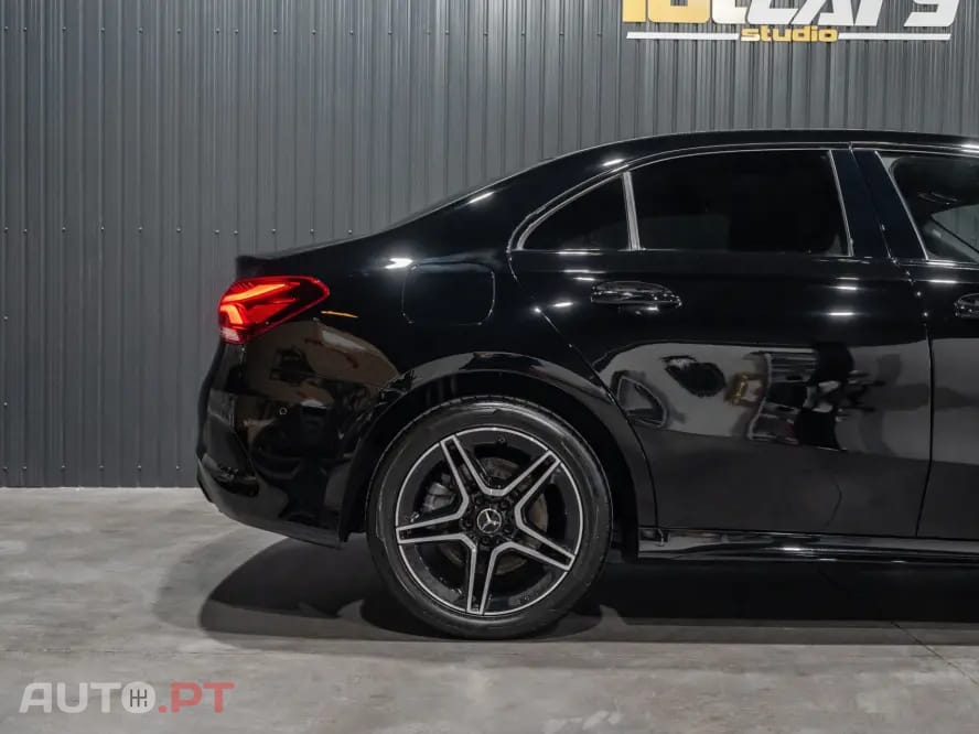 Mercedes-Benz A 250 e 8G-DCT AMG Line