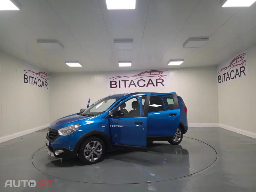 Dacia Lodgy 1.5 dCi Stepway 7L