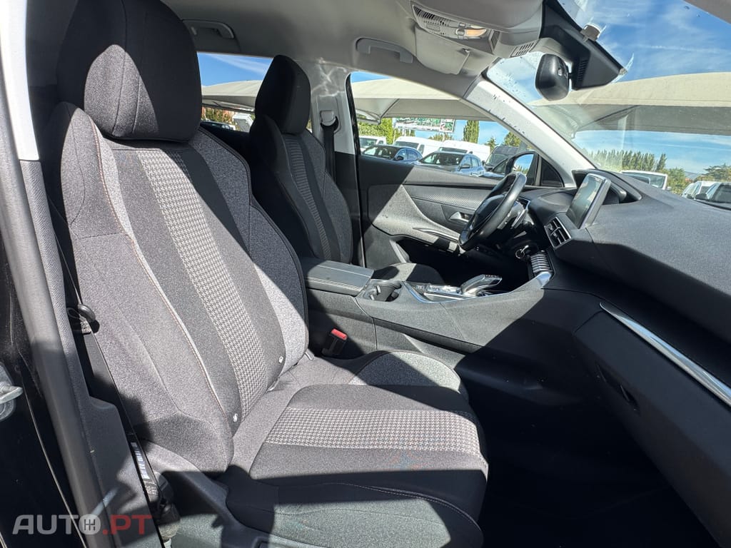 Peugeot 3008 1.6 BlueHDi Style EAT6