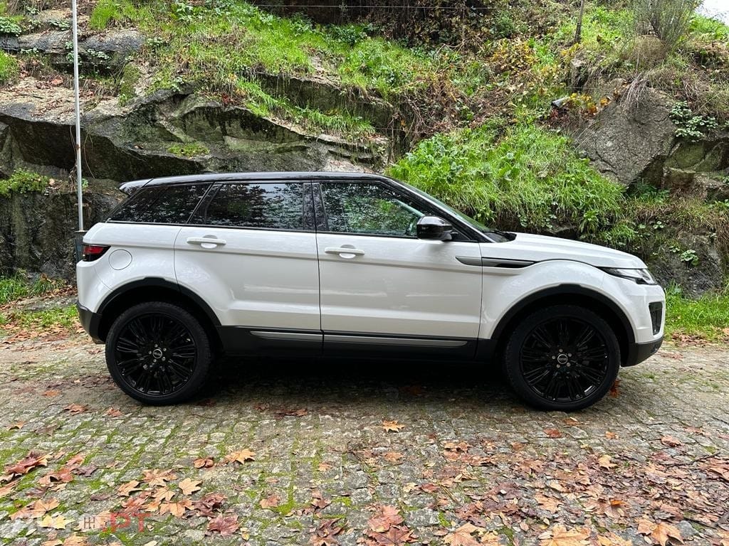 Land Rover Range Rover 2.0 D150 AWD R-Dynamic Auto