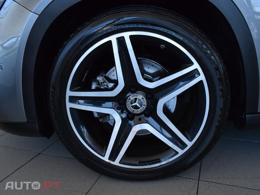 Mercedes-Benz GLA 220 d AMG Line