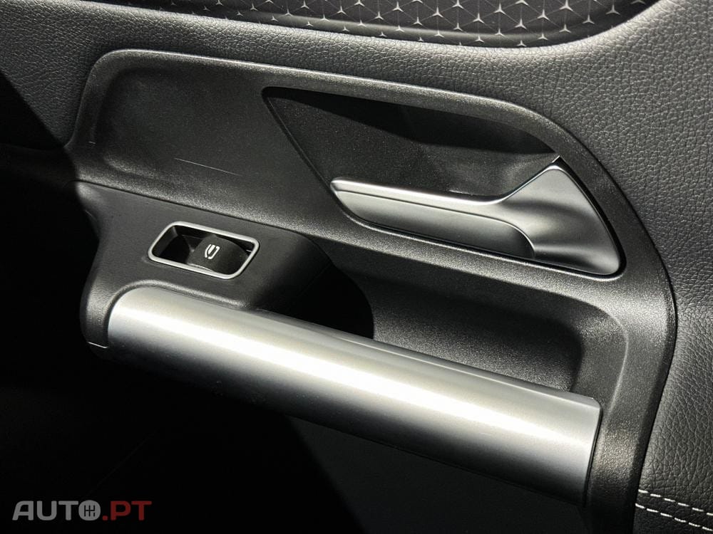 Mercedes-Benz GLA 250 e 8G-DCT Progressive