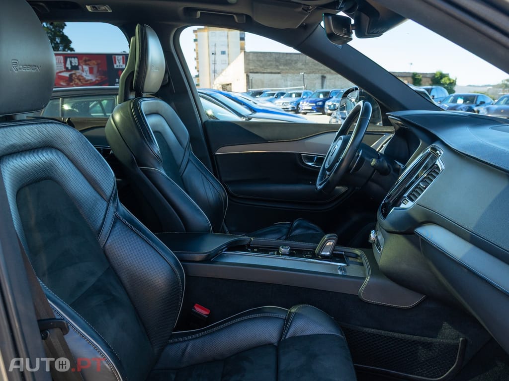 Volvo XC90 2.0 T8 PHEV R-Design AWD