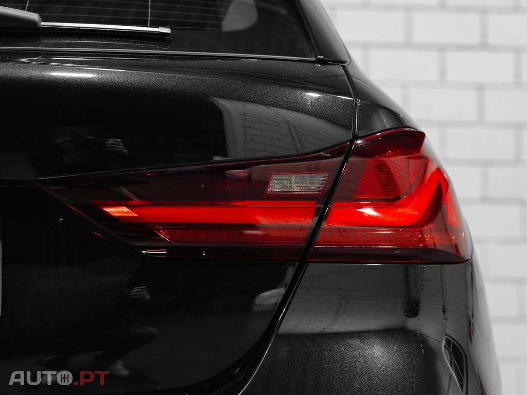 BMW 116 d Advantage Auto