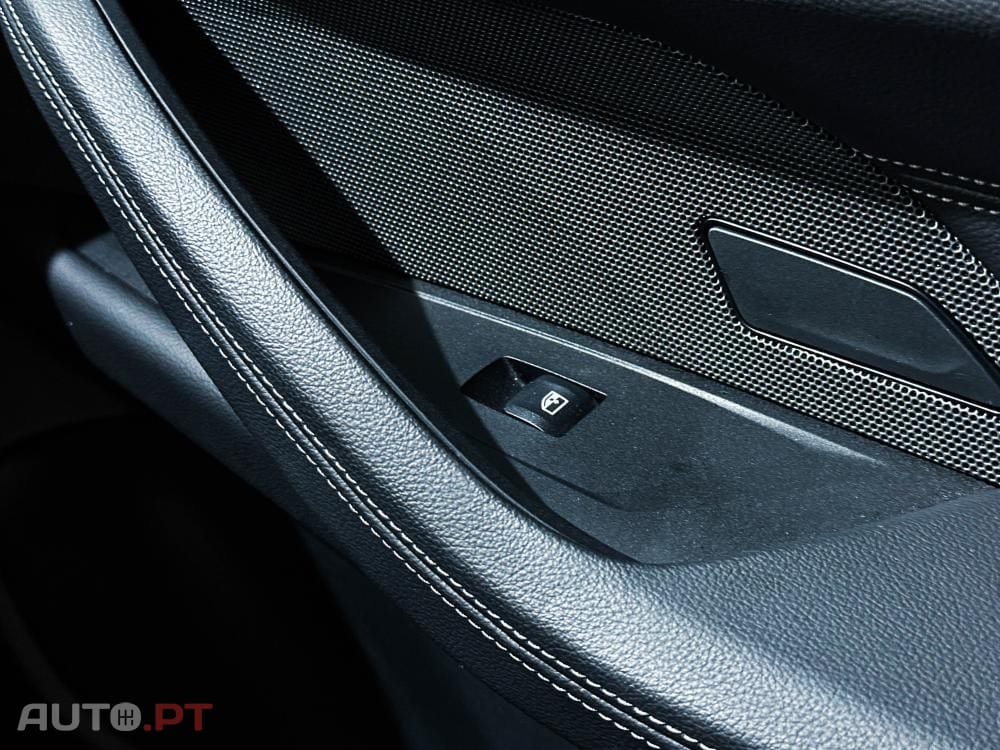 BMW i4 eDrive40 Pack Desportivo M