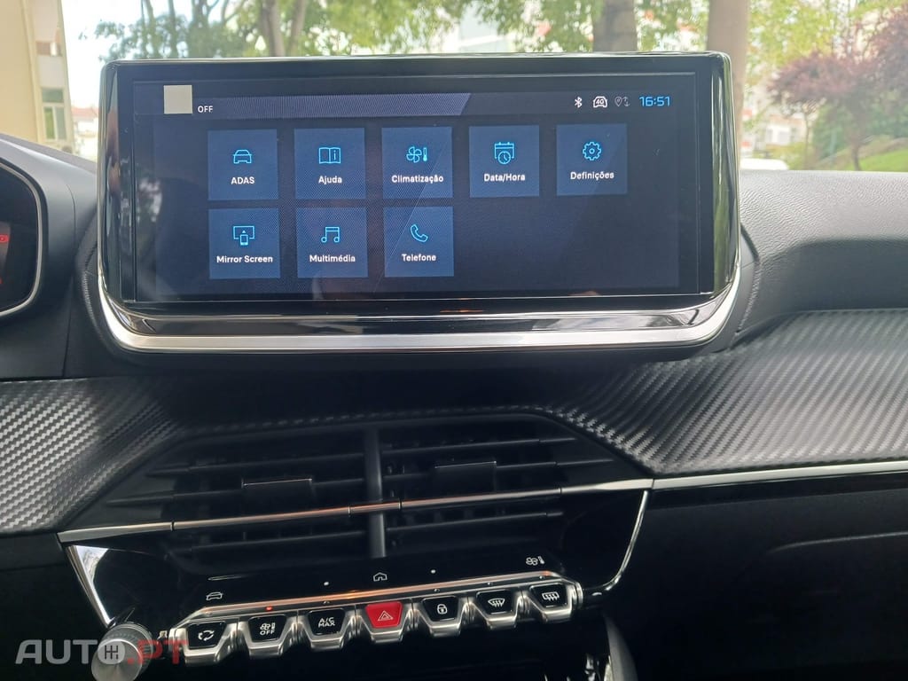 Peugeot 208 1.2 Hybrid Allure e-DCS6