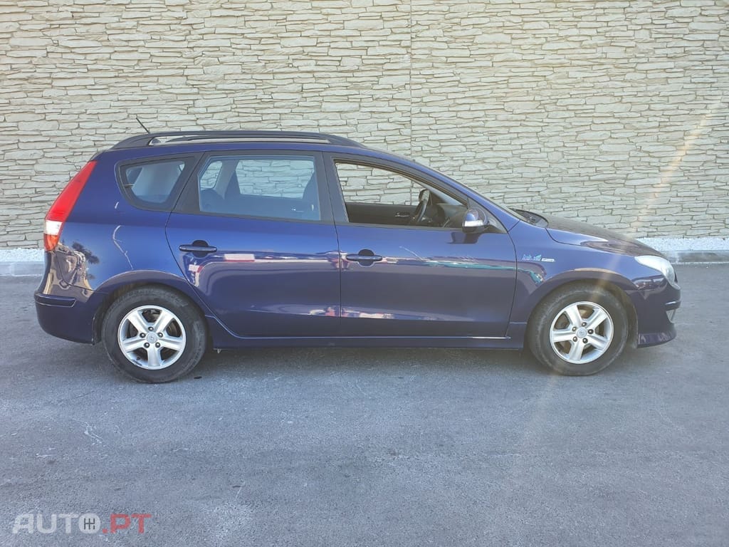 Hyundai i30 1.6 CRDI blue Comfort