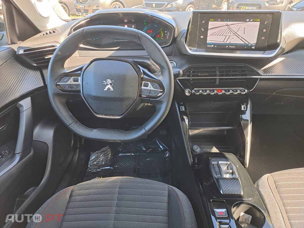 Peugeot E-2008 50 kWh Active