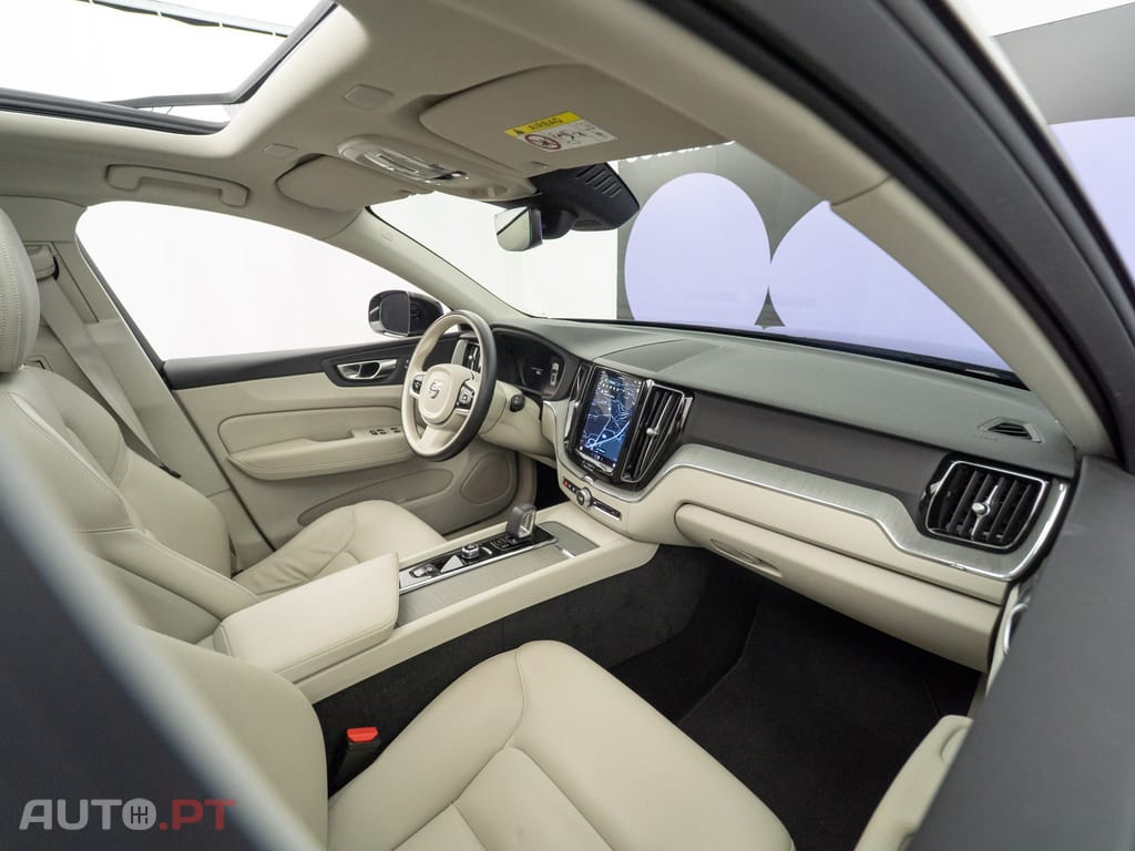 Volvo XC60 2.0 T6 PHEV Inscription Expression AWD