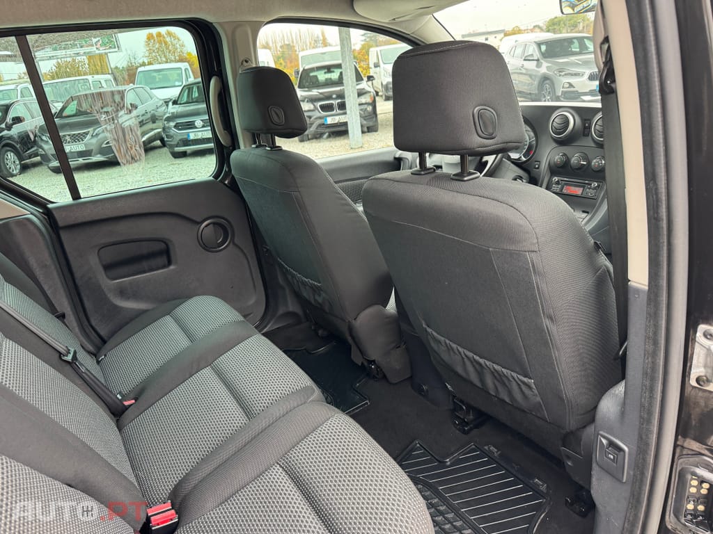 Mercedes-Benz Citan 109 CDI Tourer EDITION Longa