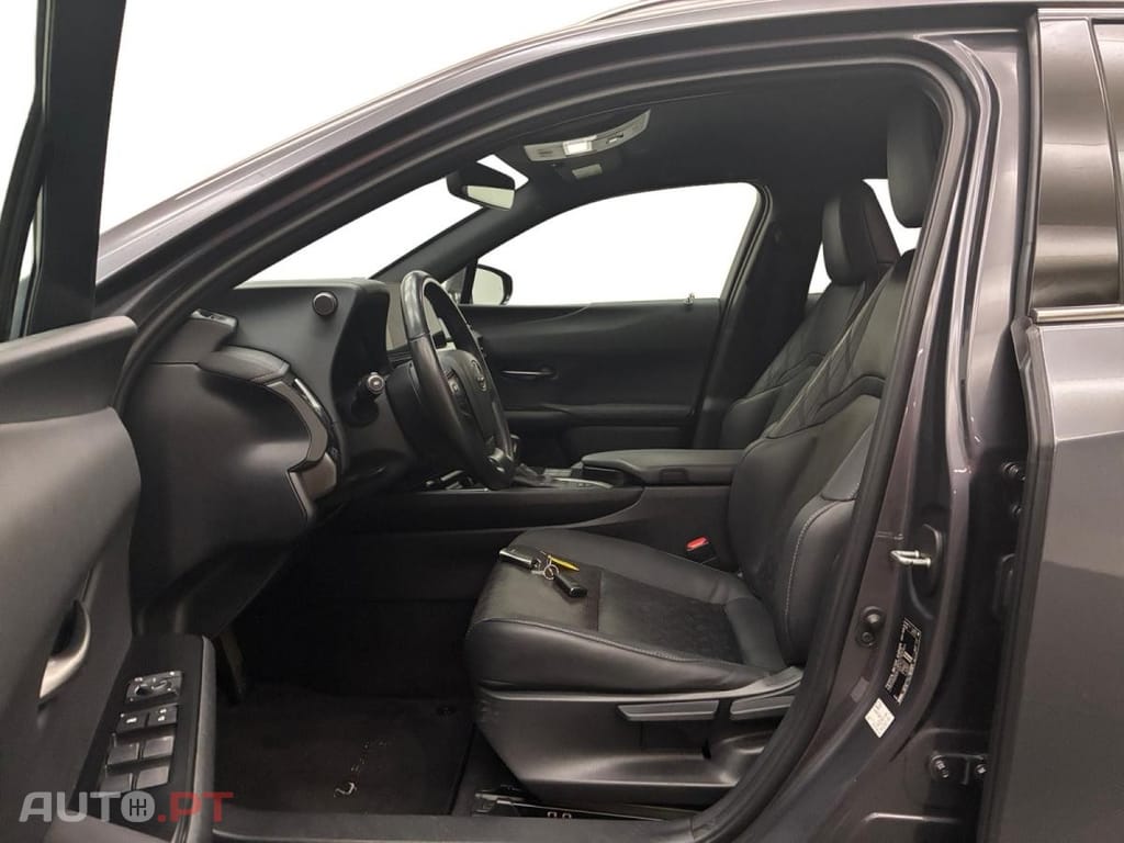 Lexus UX MC 2WD