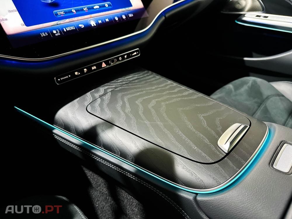 Mercedes-Benz E 300 AMG Line 4MATIC