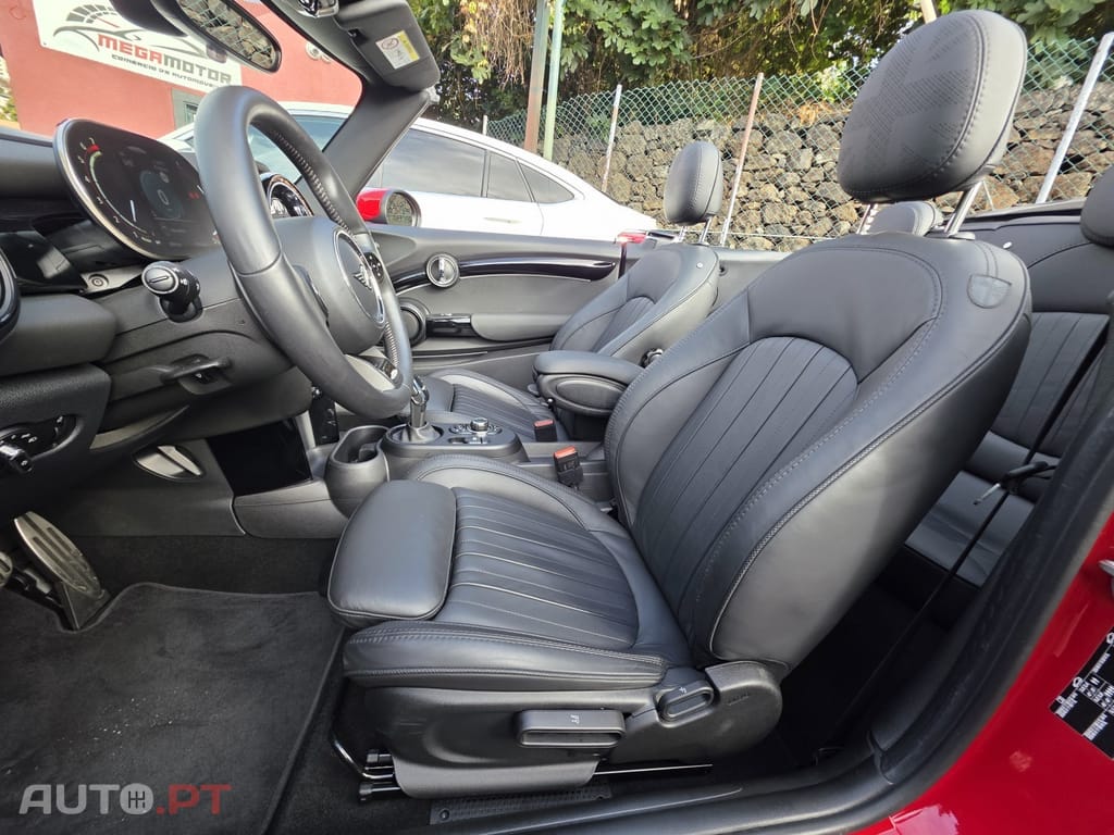 MINI Cooper John Cooper Works Auto Desportiva — fotografia 10