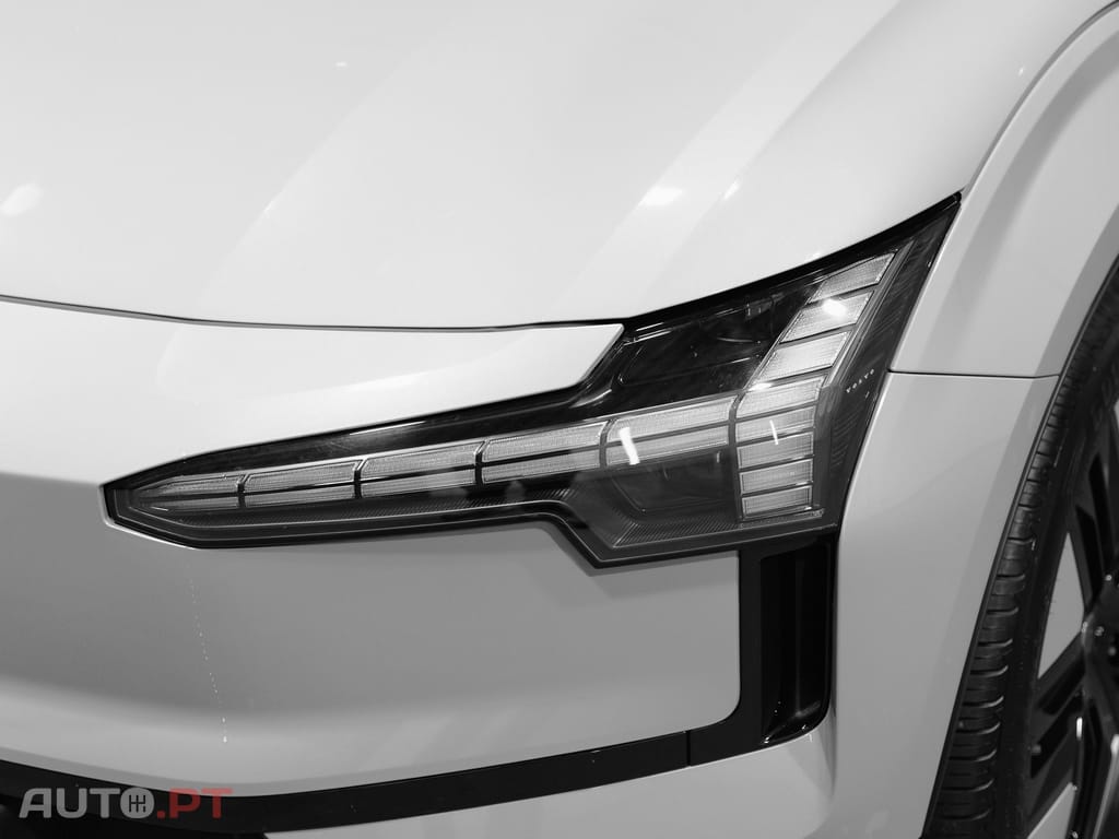 Volvo EX30 69 kWh Single Motor Extended Range Core