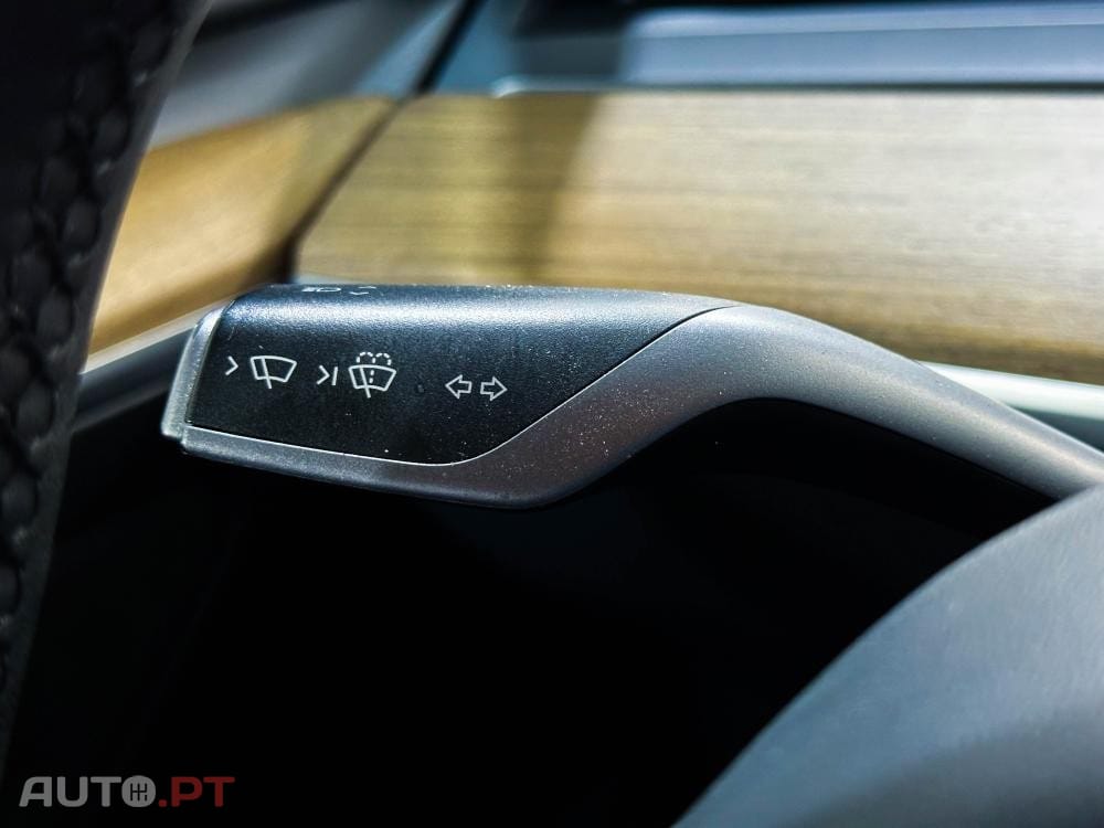 Tesla Model 3 Long Range AWD Dual Motor