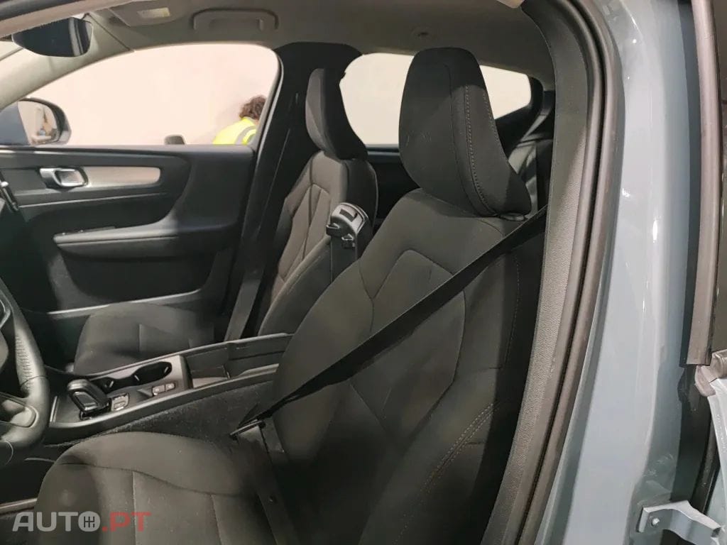 Volvo XC40 1.5 T5 PHEV Momentum